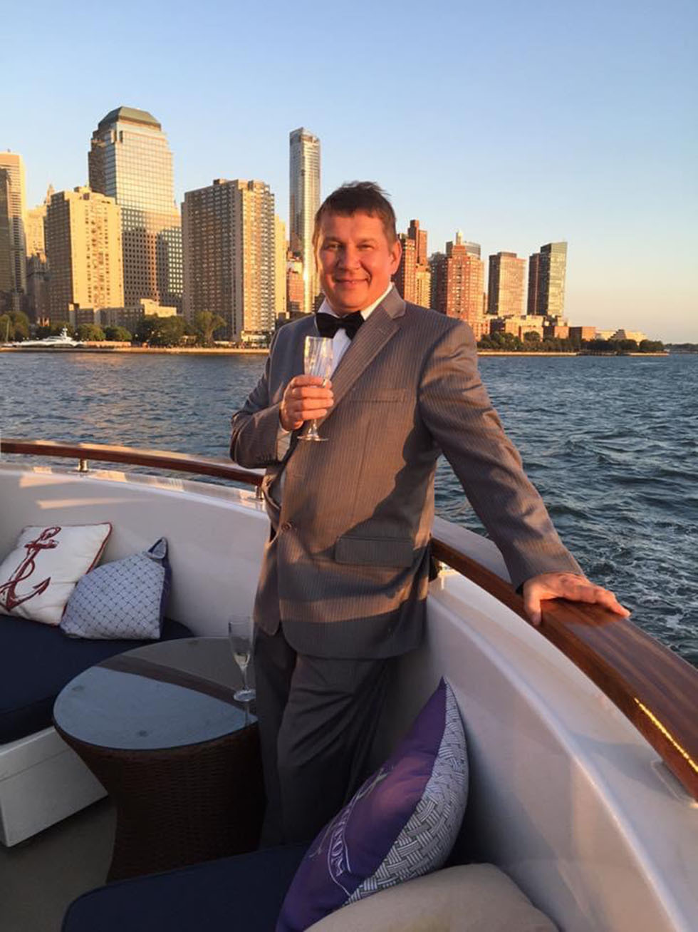      - - ,    , Russian MC Mikhail, Bilingual English-Russian Master of Ceremonies and tamada, NY, NJ, CT, PA and other states